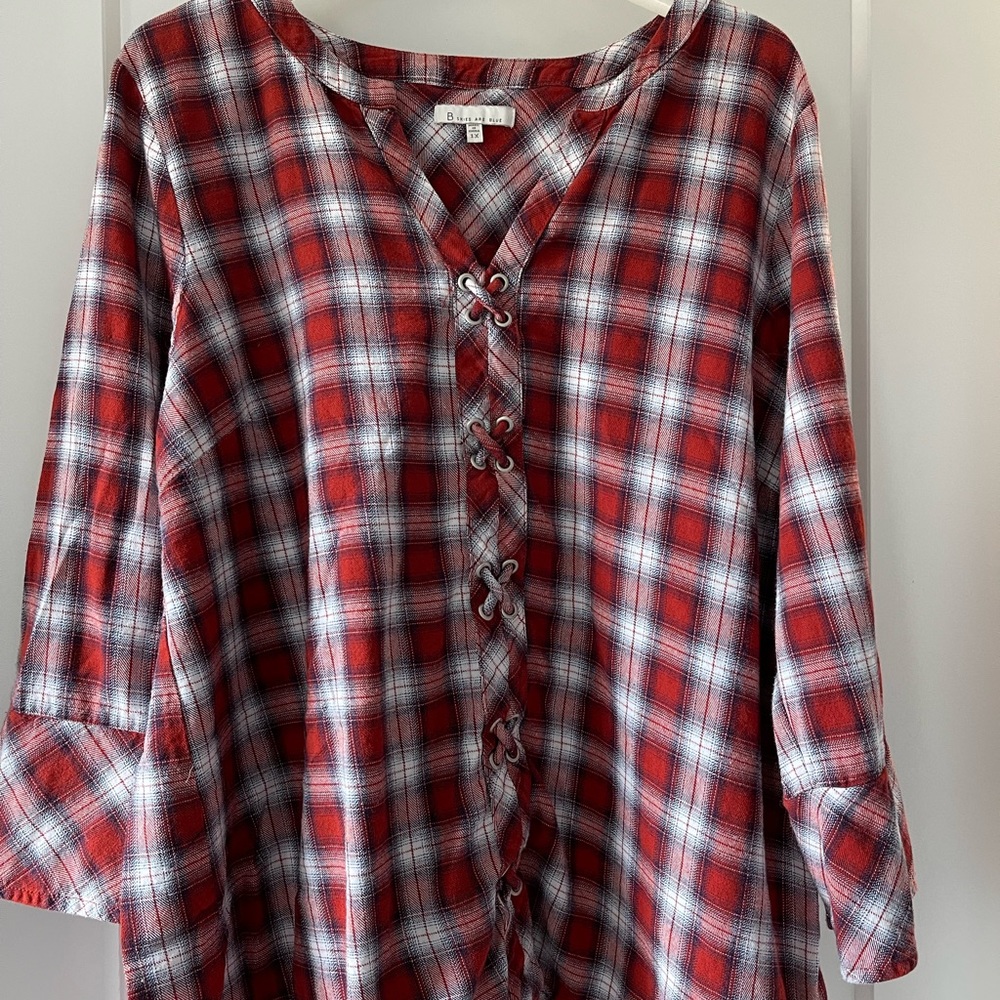 Skies Are Blue 1X Plaid Top